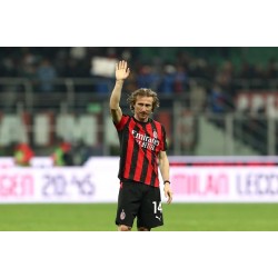 AC Milan tuhlasi kultaisen tilaisuuden liigan kahdeksalla viimeisellä kierroksella